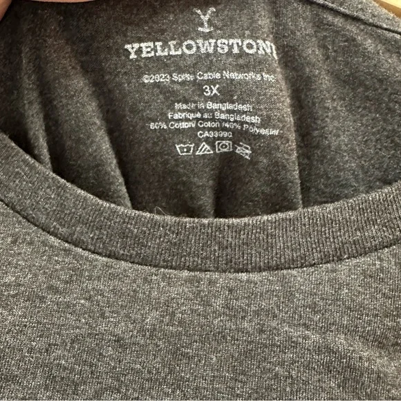 Yellowstone Dutton Ranch Gray T-Shirt - Picture 3 of 4